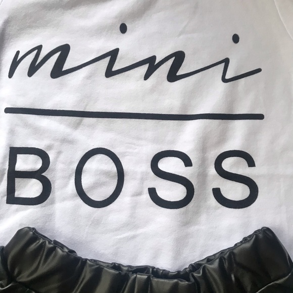 Mini Boss Two Piece Baby Set - Picture 2 of 6